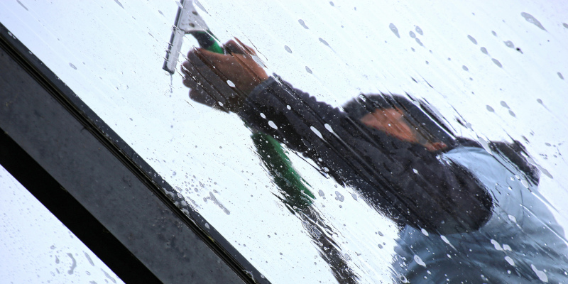 Four Benefits of Commercial Exterior Cleaning