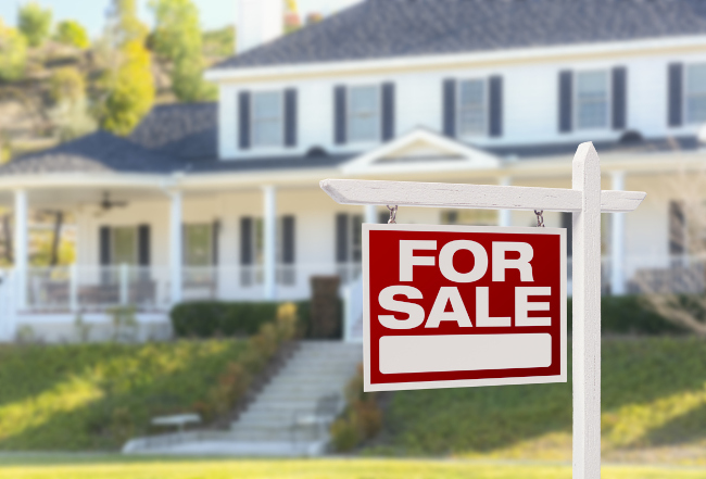 Choose Us for Exterior House Washing Before You Sell