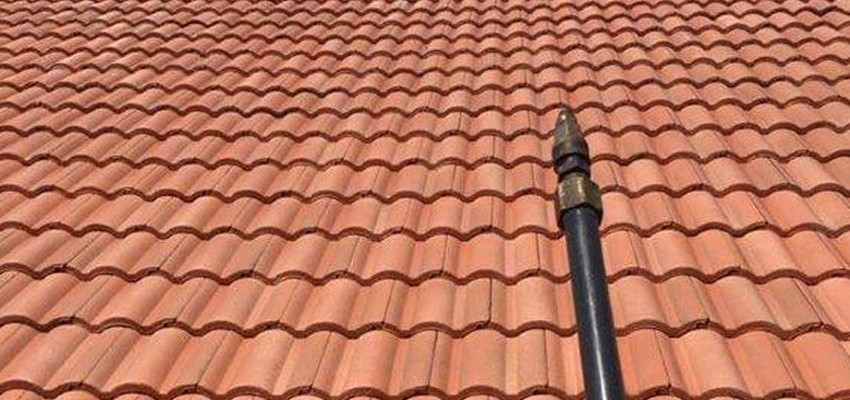 Roof Pressure Washing in Thomasville, Georgia