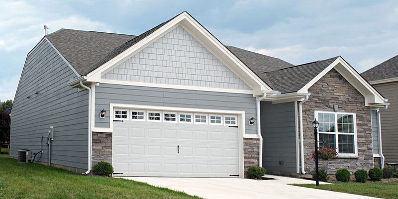 The Risks of House Pressure Washing (and What to Use Instead)